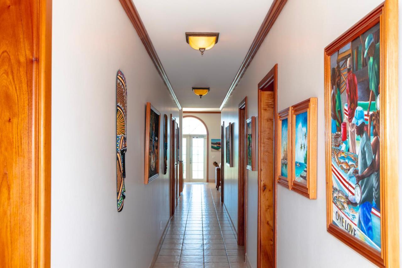 Tara Del Sol Resort San Pedro  Extérieur photo