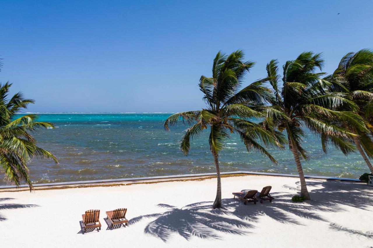 Tara Del Sol Resort San Pedro  Extérieur photo