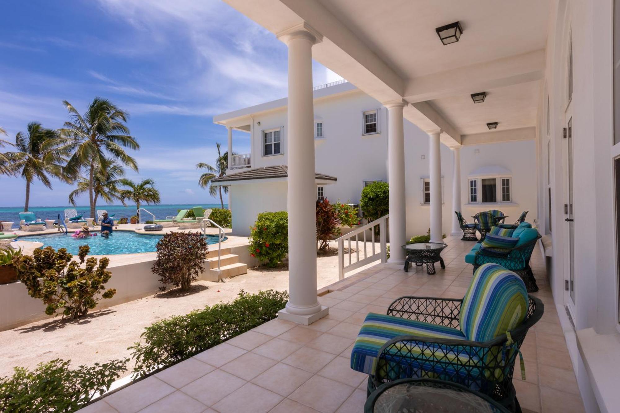 Tara Del Sol Resort San Pedro  Extérieur photo